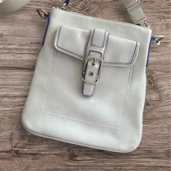 Vintage Y2K Coach Ivory Hamptons Swing /Crossbody Bag - Picture 3 of 14